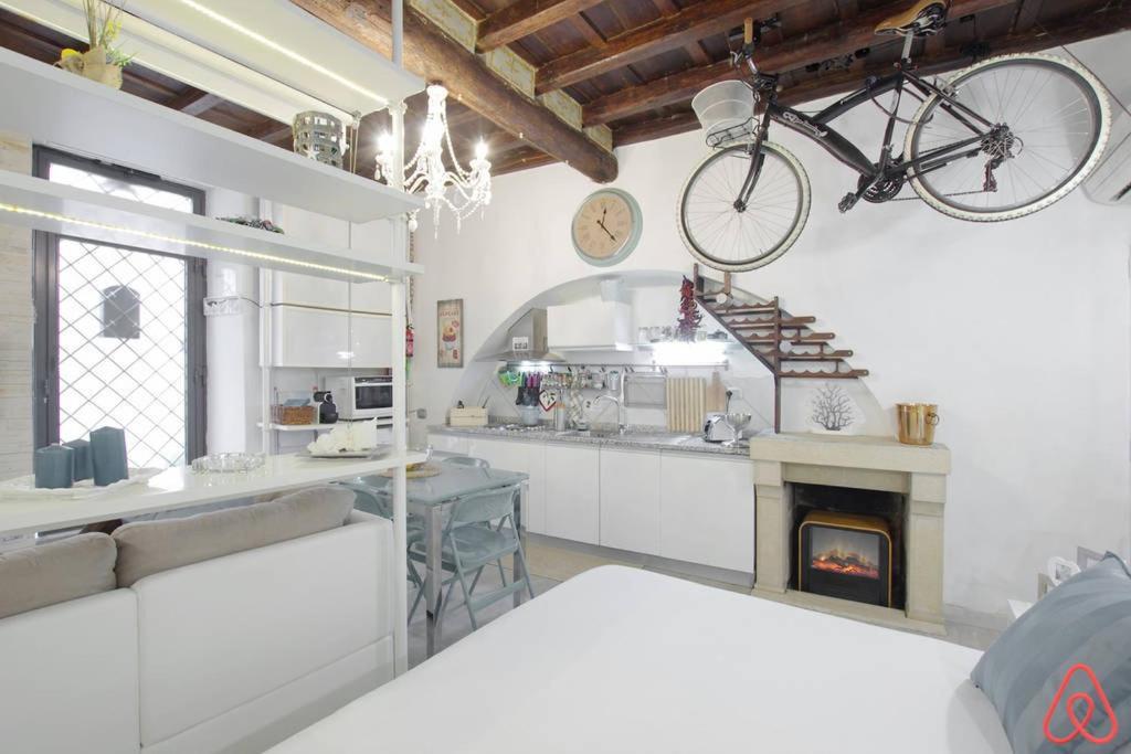 Your Nest In Trastevere, The Heart Of - Il Vostro Nido Nel Cuore Di