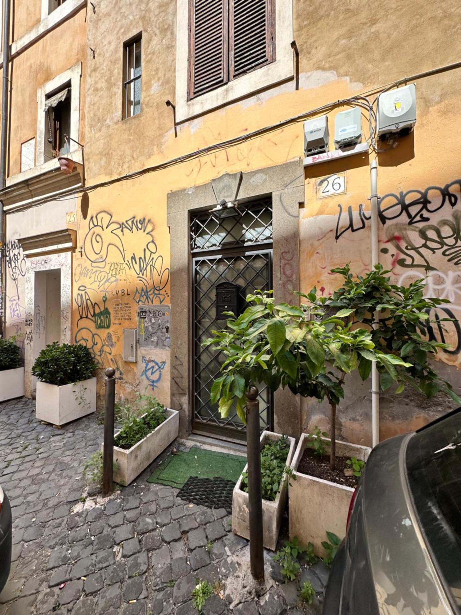 Your Nest In Trastevere, The Heart Of - Il Vostro Nido Nel Cuore Di *